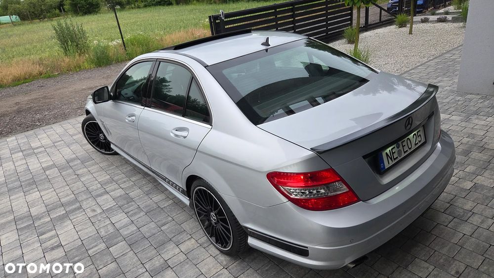Mercedes-Benz Klasa C - 25