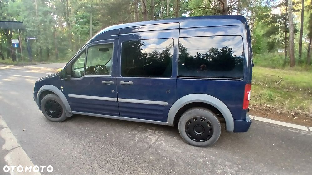 Ford Tourneo Connect - 12