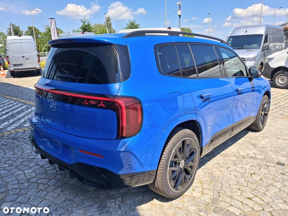 Mercedes-Benz GLB - 7