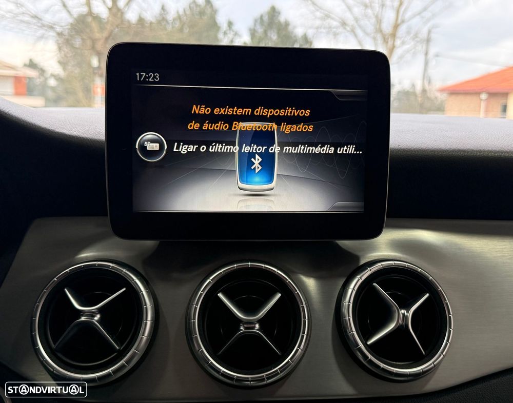 Mercedes-Benz CLA 180 7G-DCT AMG Line - 26