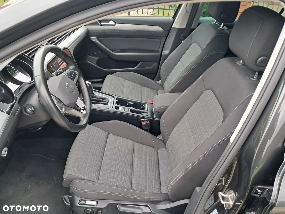 Volkswagen Passat 2.0 TDI SCR Style DSG - 10