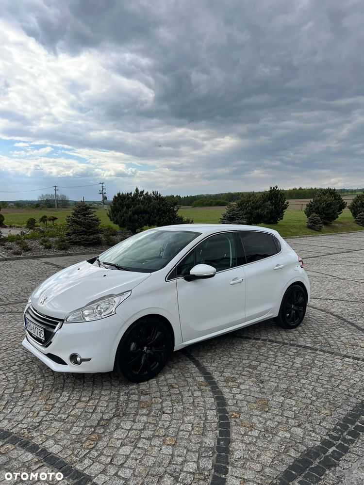 Peugeot 208 1.6 e-HDi Allure STT - 14