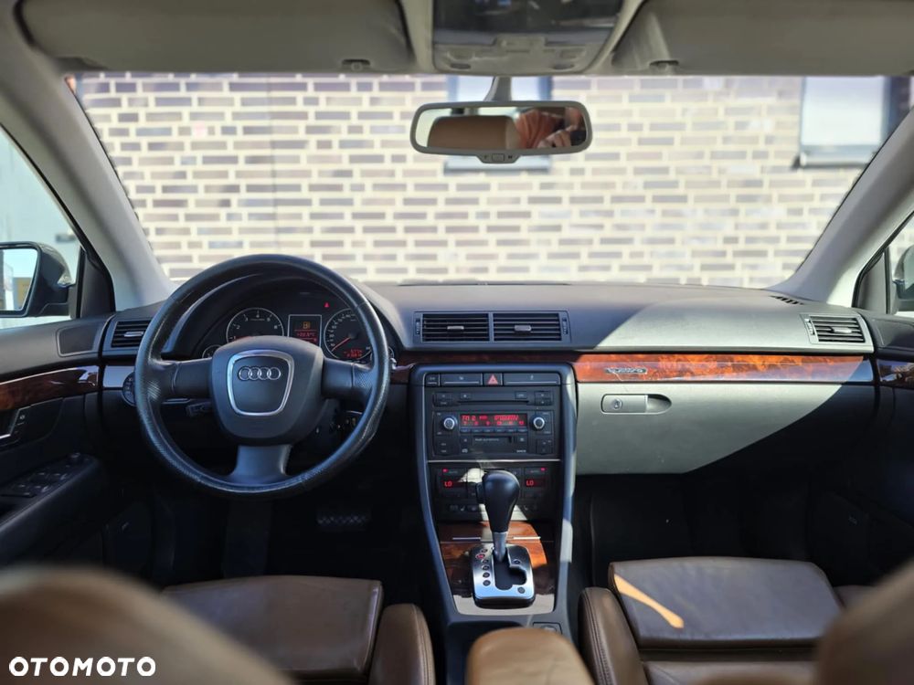 Audi A4 Avant 3.2 FSI Quattro Tiptr - 29
