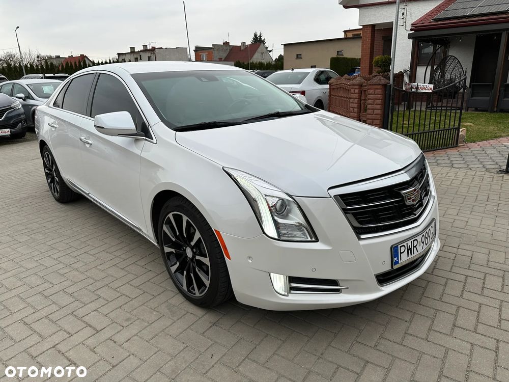 Cadillac XTS - 2