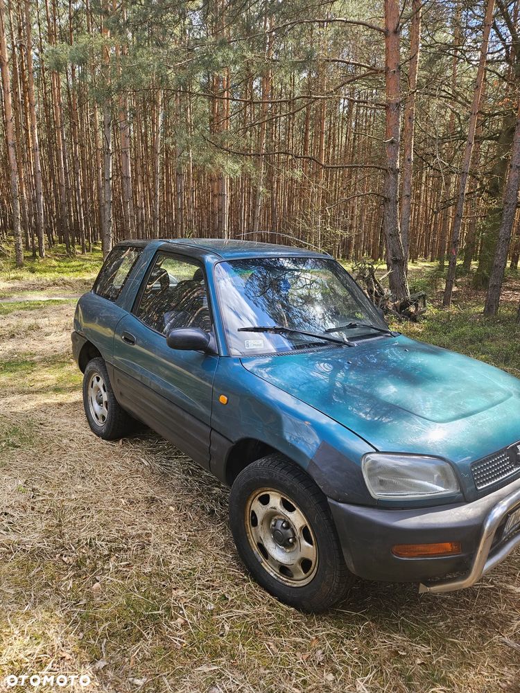 Toyota RAV4 2.0 - 2