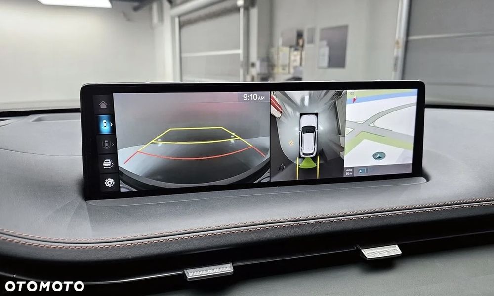 Genesis GV70 2.5T AWD AT8 Luxury Line - 14