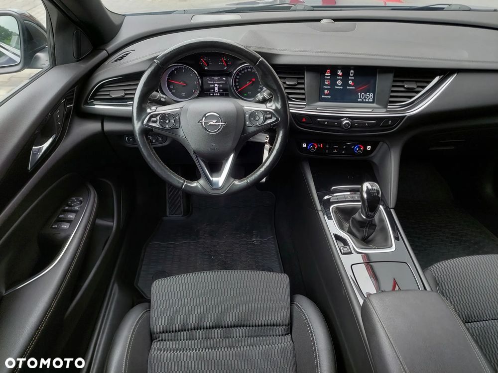 Opel Insignia - 20