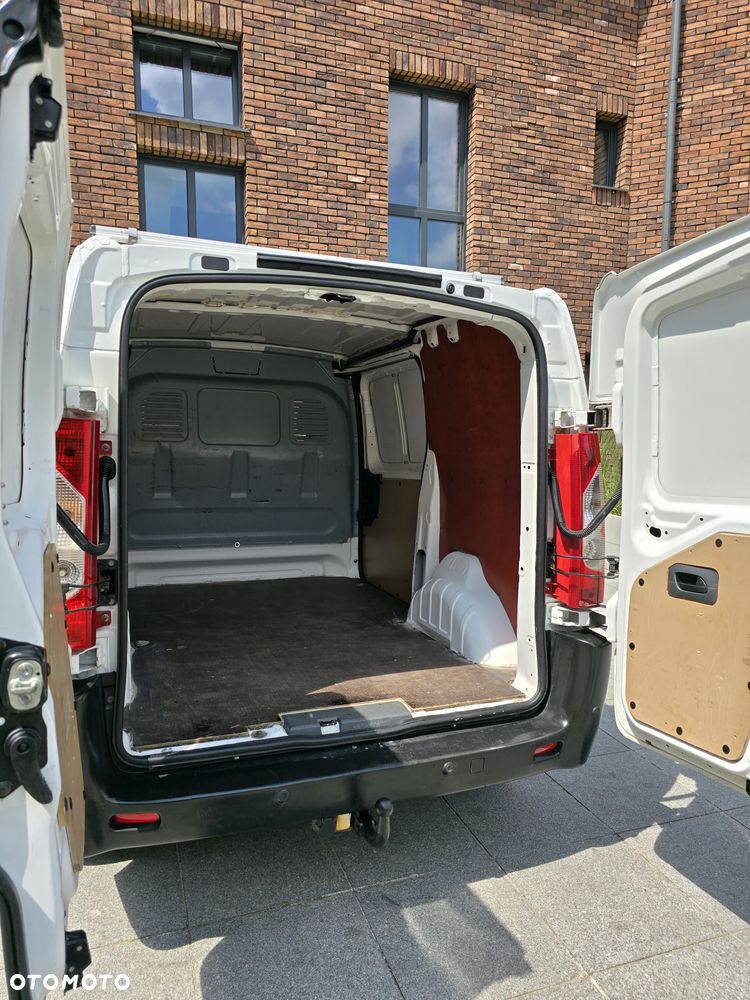 Peugeot EXPERT - 8