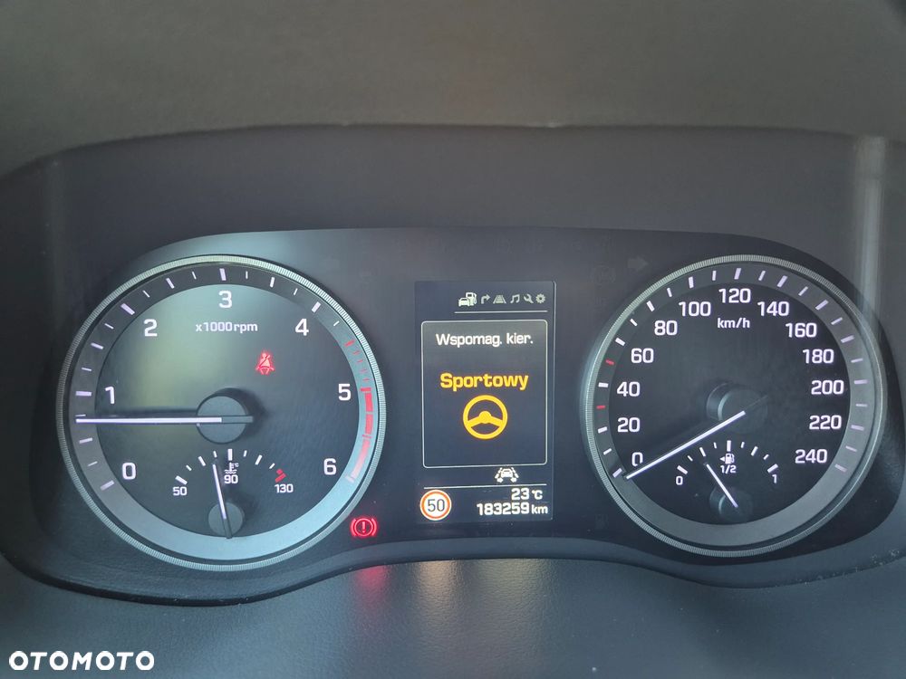 Hyundai Tucson 2.0 CRDi 4WD Advantage - 38