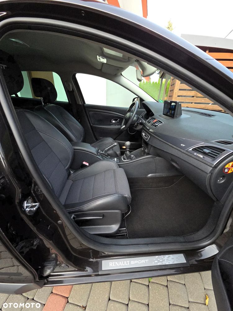 Renault Megane TCe 180 GT - 24