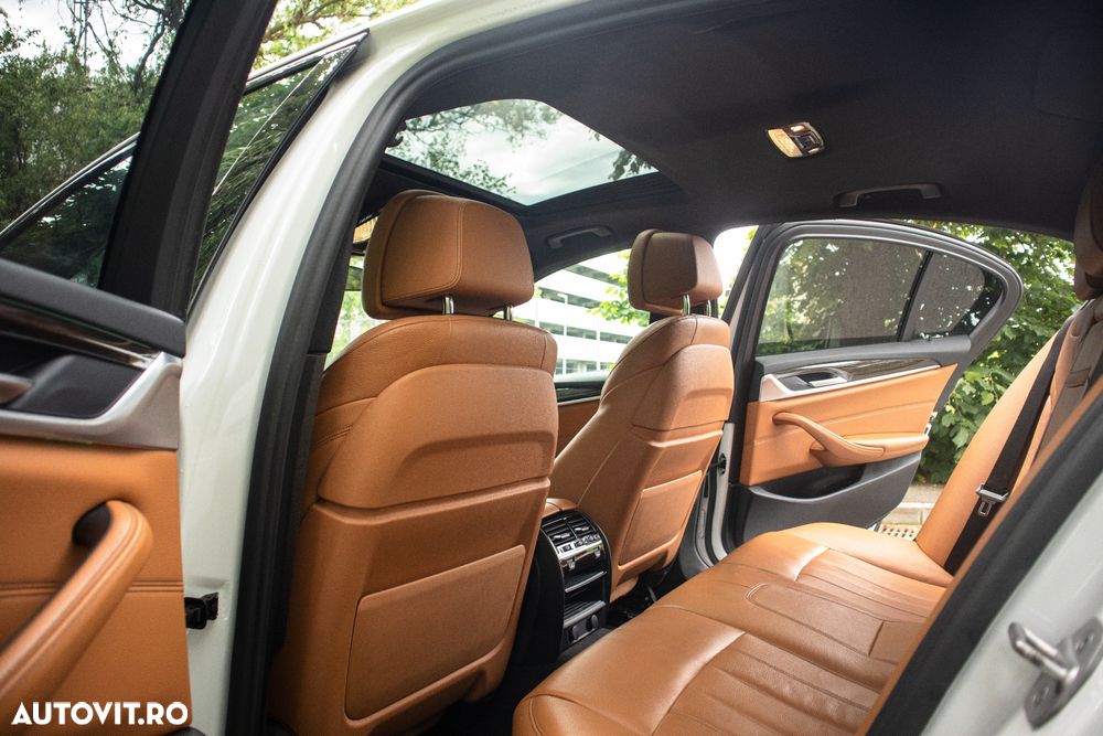 BMW Seria 5 530d xDrive Aut. Luxury Line - 20