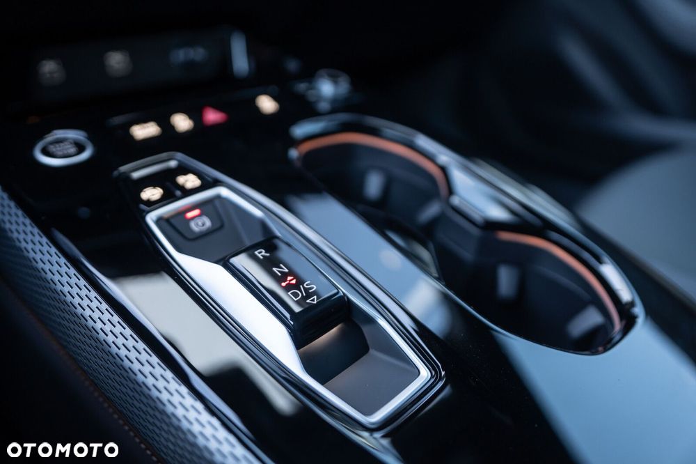 Audi A5 Avant TFSI Quattro S tronic - 24