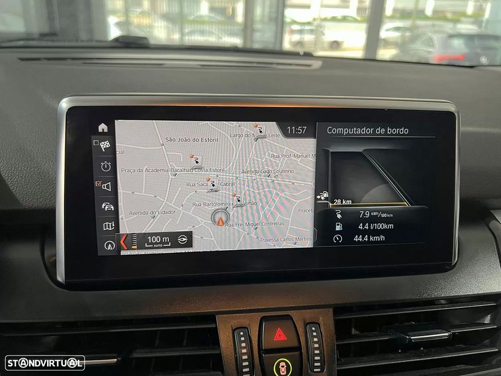 BMW 225xe Active Tourer Advantage - 12