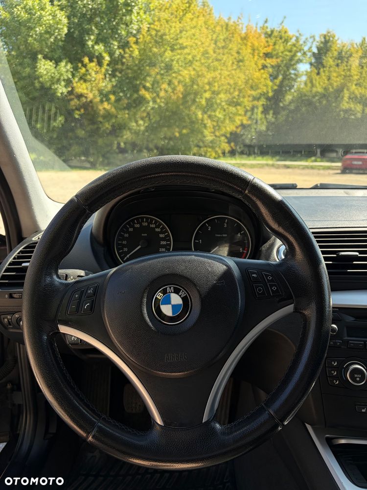 BMW Seria 1 118d - 10