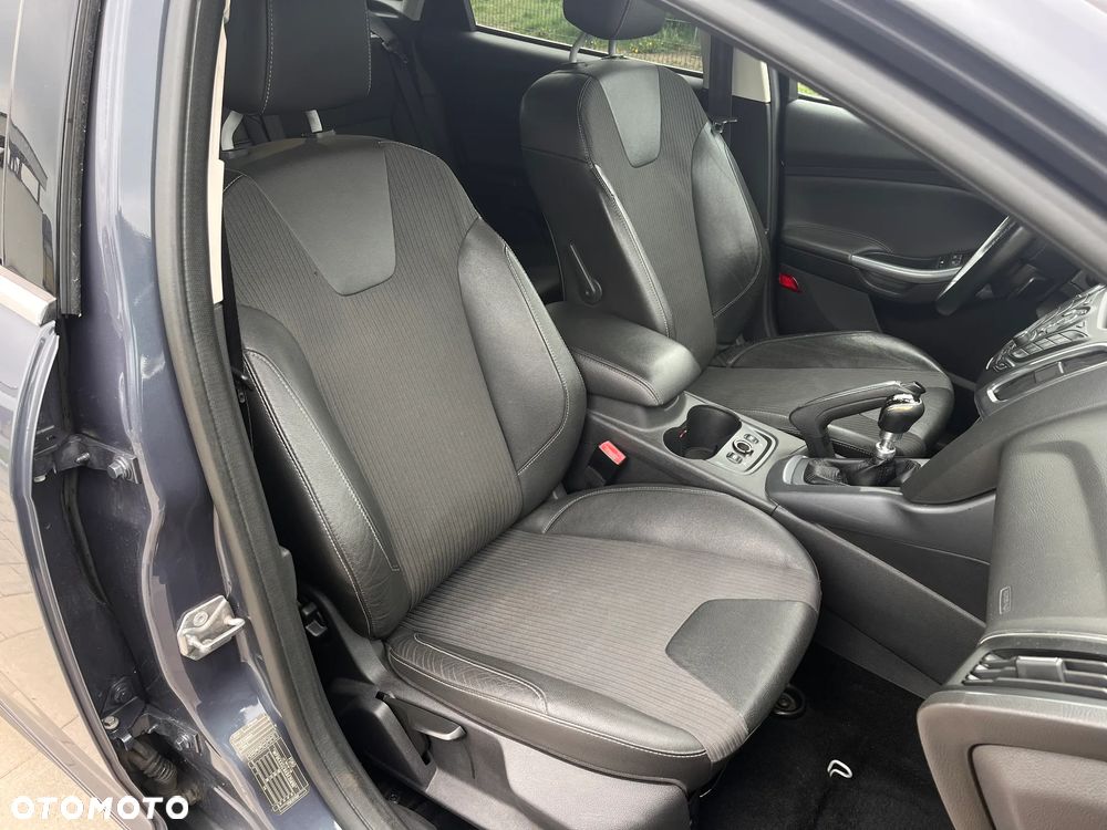 Ford Focus 1.6 EcoBoost Start-Stopp-System Titanium - 22