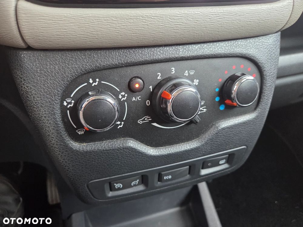 Dacia Lodgy dCi 110 Laureate - 11
