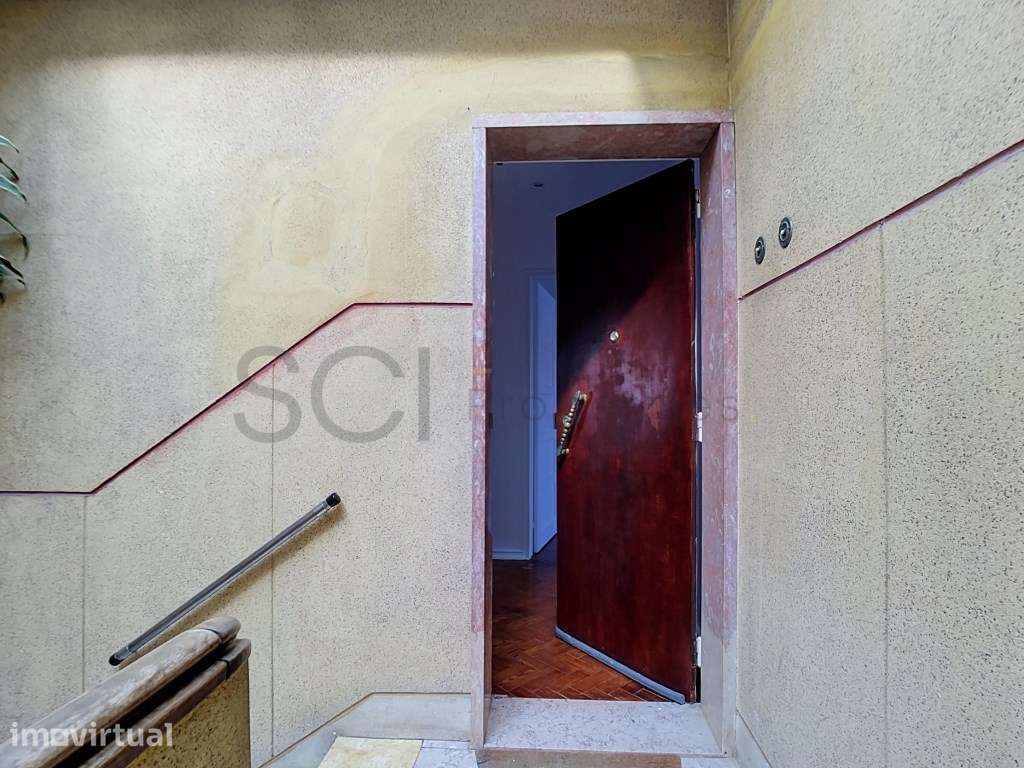 Apartamento T2 para Arrendamento - Campolide - Grande imagem: 3/23