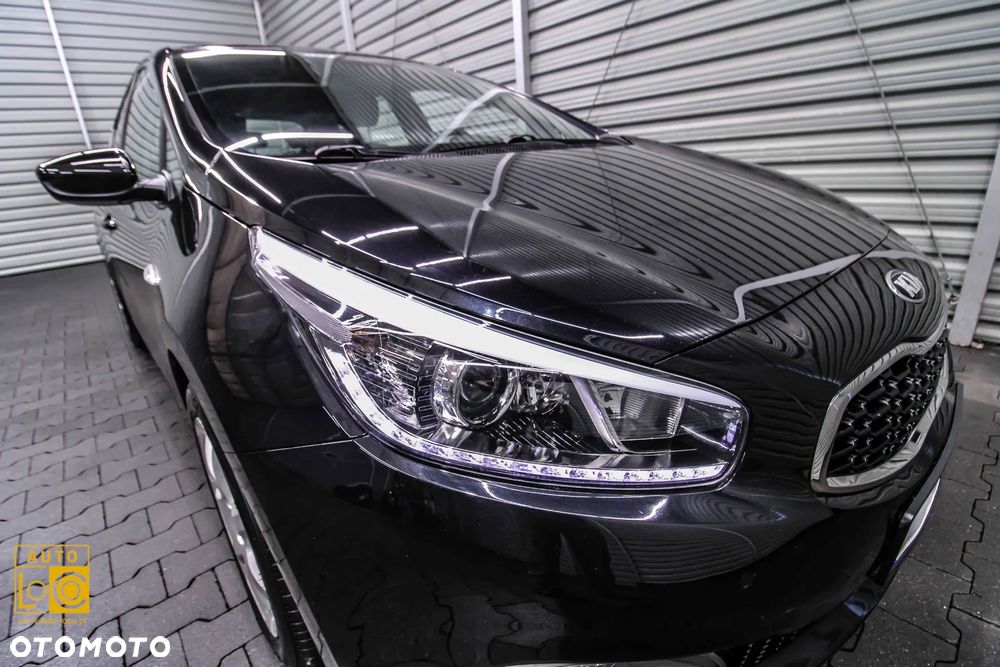 Kia Ceed Cee'd 1.6 GDI M - 25