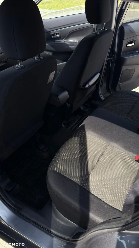 Mitsubishi ASX 1.8 DID Invite 4WD - 13