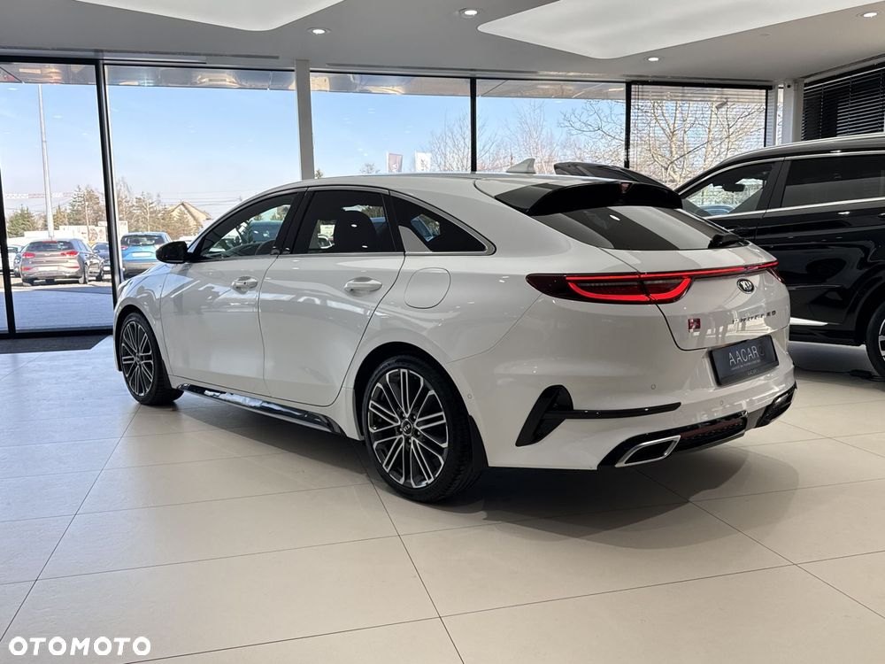 Kia ProCeed - 3