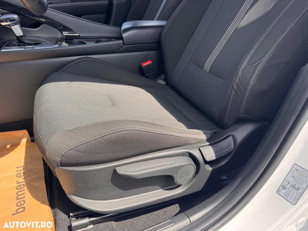 Hyundai Elantra 1.6 l 123 CP CVT Comfort - 15