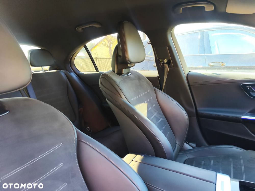 Mercedes-Benz Klasa C 220 d 4MATIC 9G-TRONIC - 20