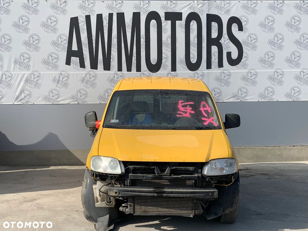 VOLKSWAGEN CADDY 2006 *SAMOCHÓD NA CZĘŚCI* 4358  MASKA, LAMPA, DRZWI, LUSTERKO, ZDERZAK, GRILL, BŁOTNIK, KLAPA, BELKA, DESKA, FOTELE, KANAPA, ĆWIARTKA KIEROWNICA, TARCZE, ZACISKI, ZAWIESZENIE, KOMPLETNY PRZÓD, KOMPLETNY TYŁ, LICZNIK, ZEGARY, PRAWE LEWE PRZÓD TYŁ - 2