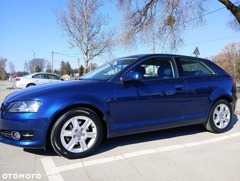 Audi A3 3-drzwiowe 1.4 TFSI S line Sportpaket - 3