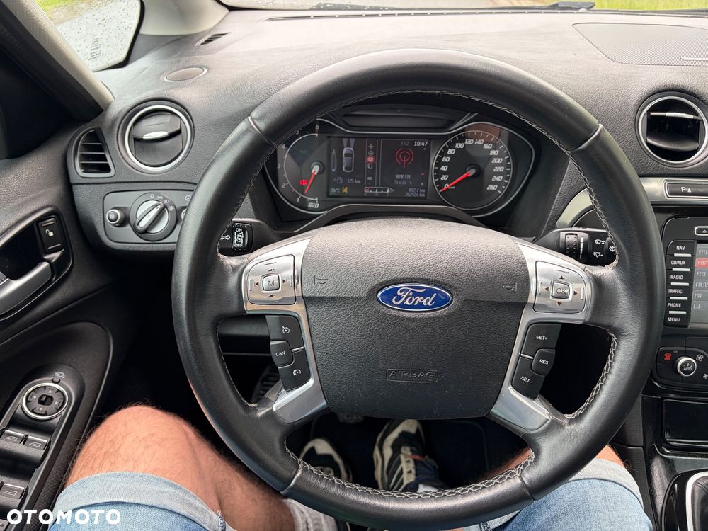 Ford S-Max 2.0 TDCi DPF Champions Edition - 16