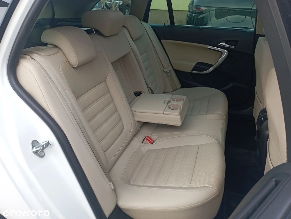 Opel Insignia 2.0 CDTI Cosmo 4x4 - 11