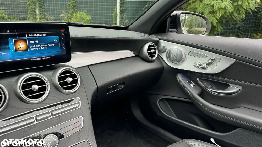 Mercedes-Benz Klasa C 43 AMG 4MATIC - 18