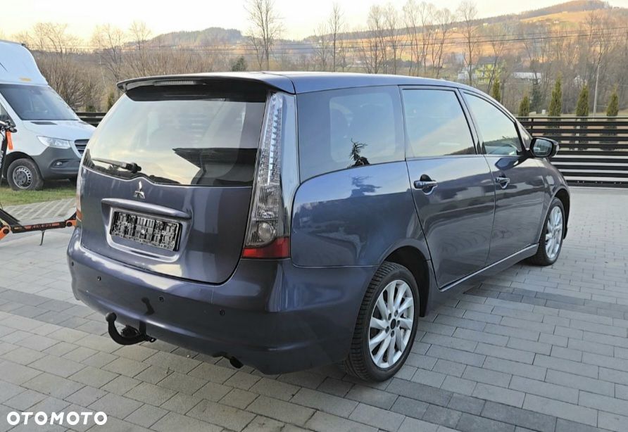 Mitsubishi Grandis 2.0 DI-D 7-Sitzer Intense - 5