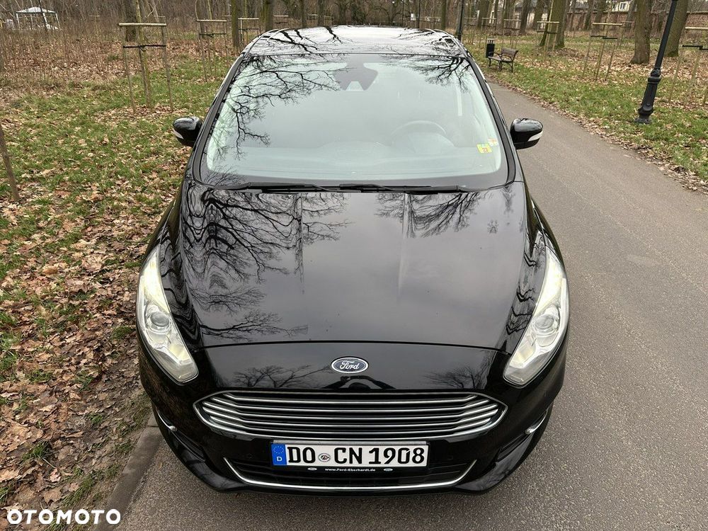Ford S-Max - 16