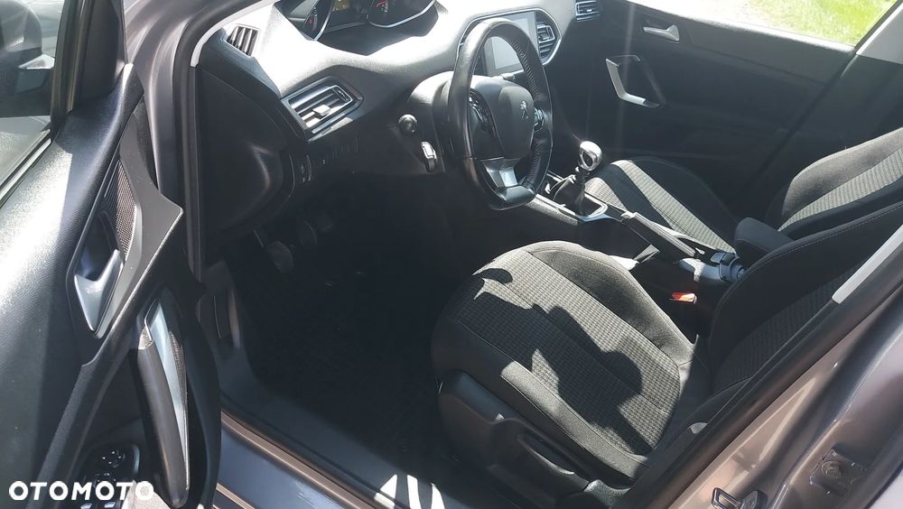 Peugeot 308 1.5 BlueHDi Business Line S&S - 10