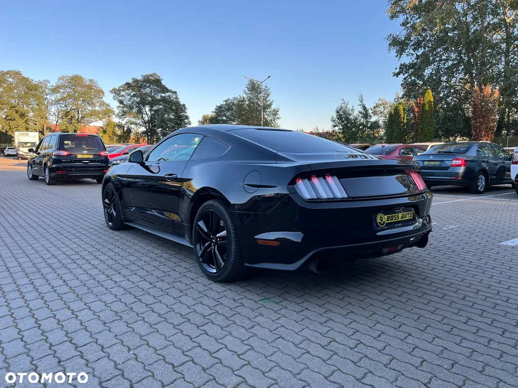 Ford Mustang 2.3 EcoBoost - 6
