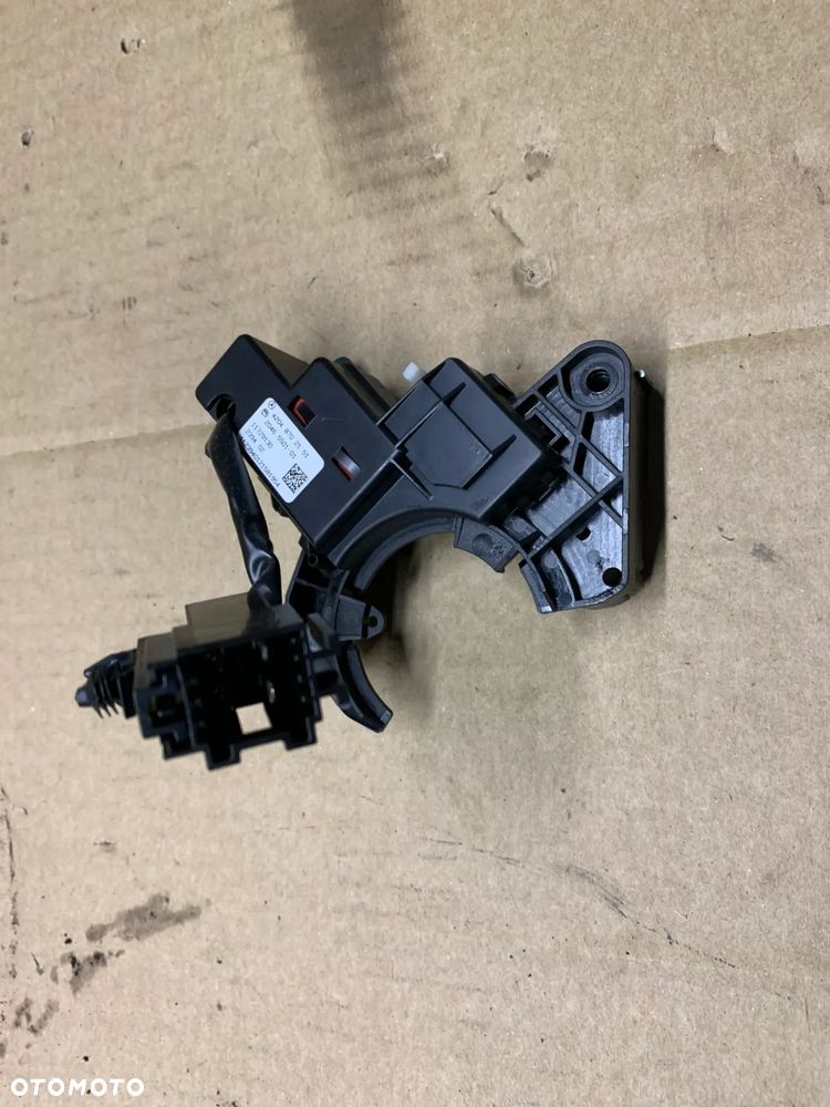 Czujnik moduł blokada fotela kierowcy Mercedes W207 A2048702151 - 1