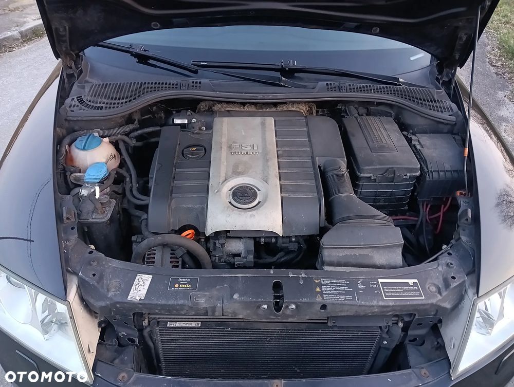 Skoda Octavia 2.0 TSI RS - 19