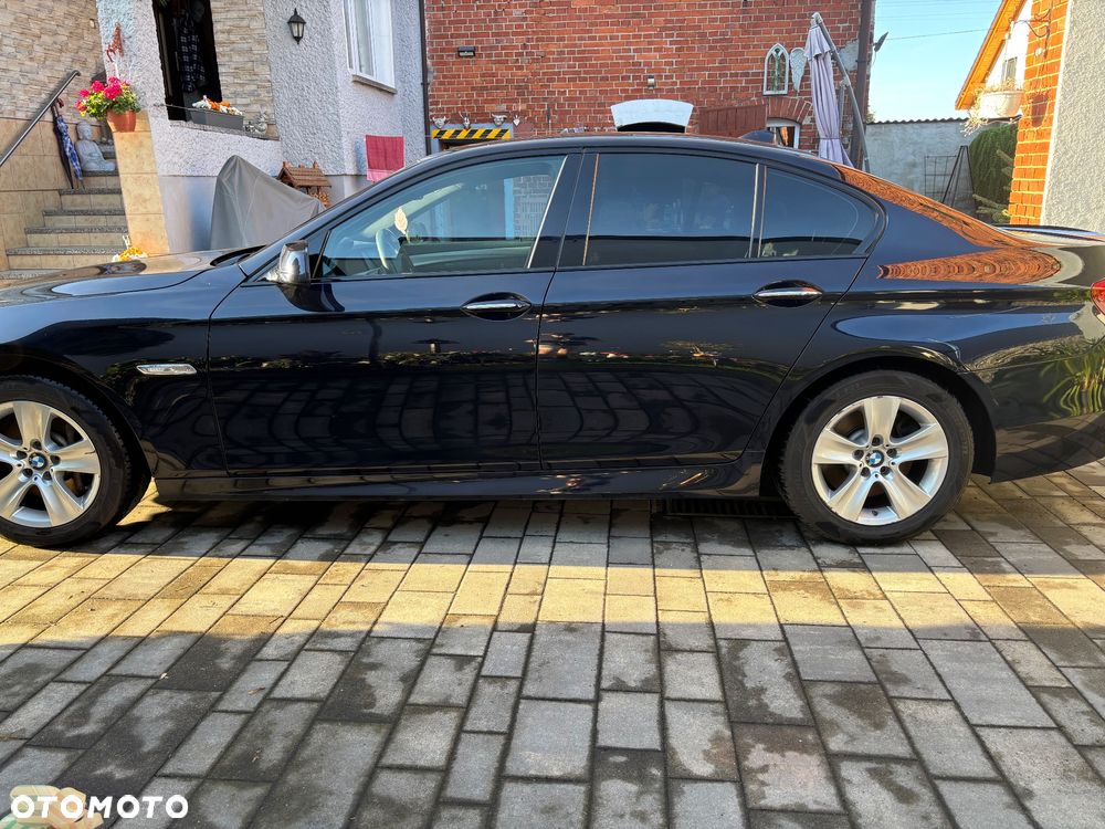 BMW Seria 5 530d Luxury Line - 7
