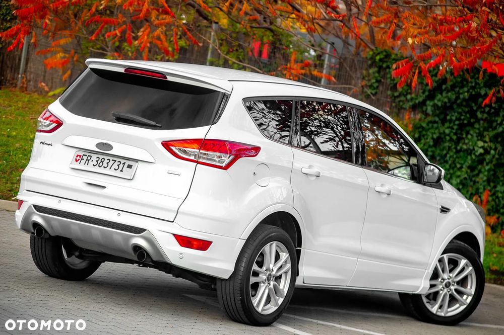 Ford Kuga 1.6 EcoBoost 4x4 Titanium - 15