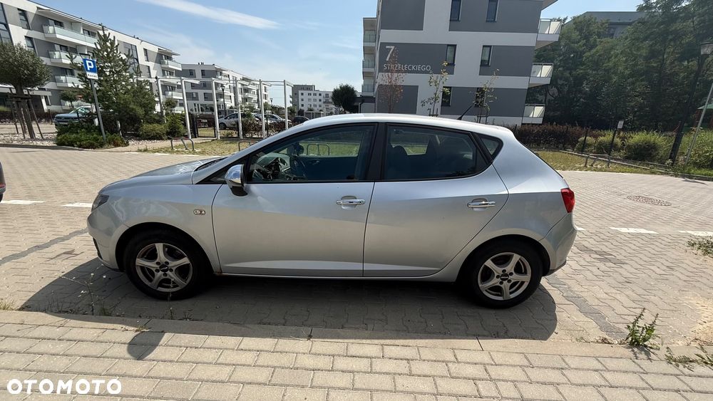 Seat Ibiza 1.4 16V Reference - 6