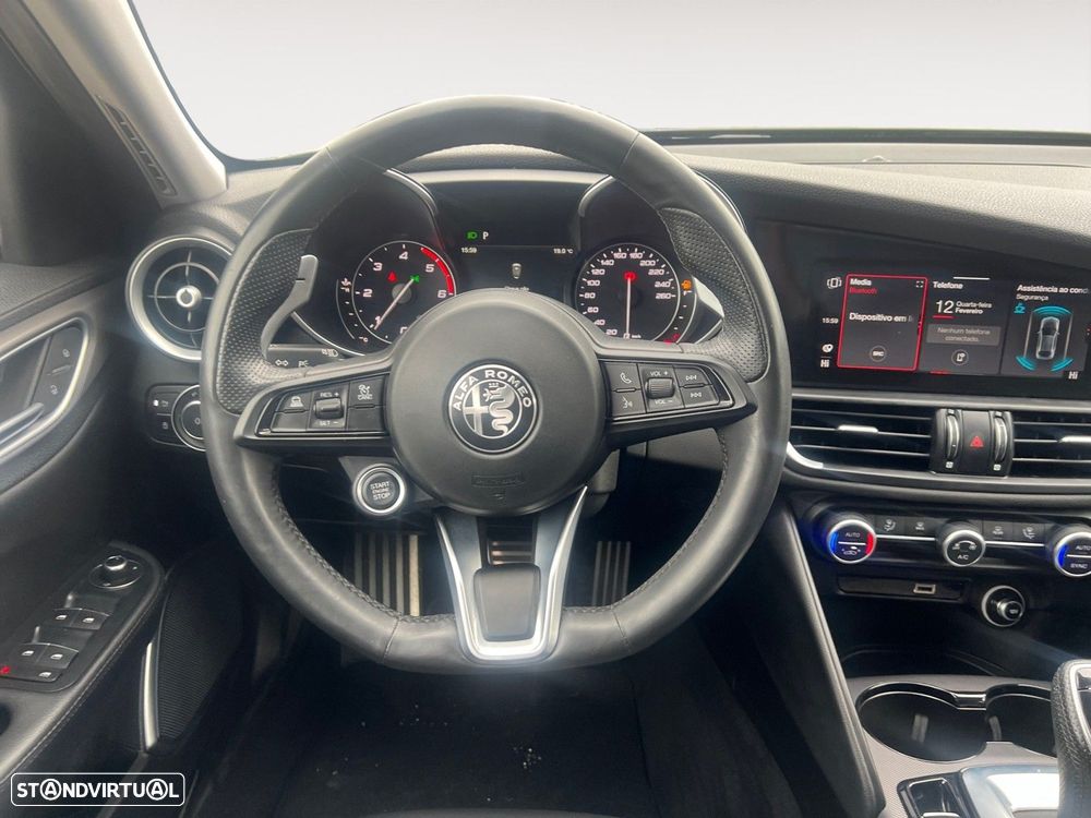 Alfa Romeo Giulia 2.2 D Sprint AT8 - 12