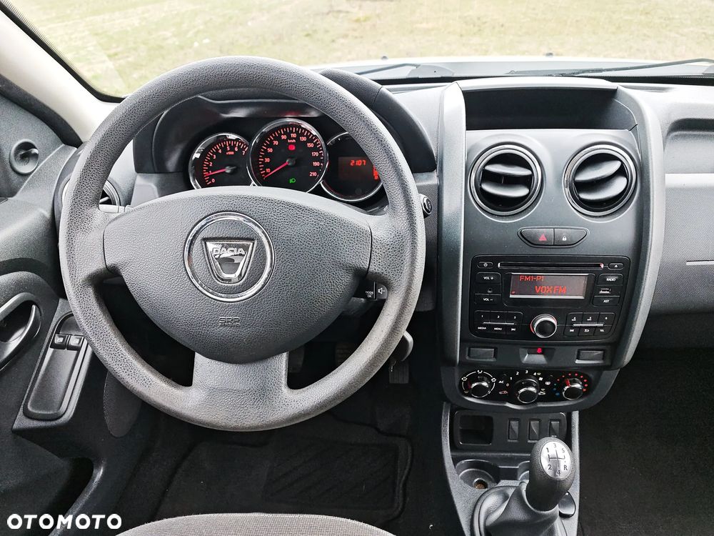Dacia Duster 1.6 16V 105 4x2 Prestige - 25
