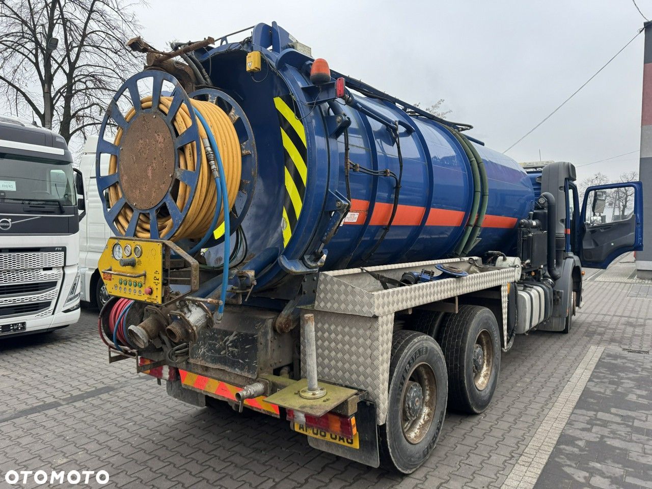 Mercedes-Benz AXOR - 1