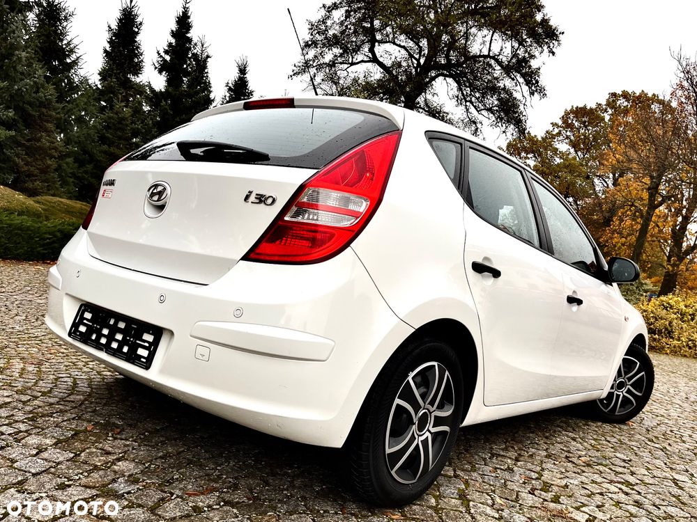 Hyundai i30 1.4 White Edition - 4