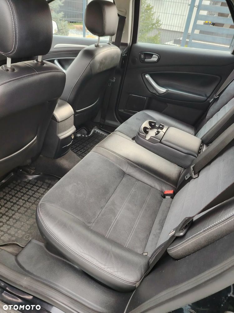 Ford Mondeo - 7