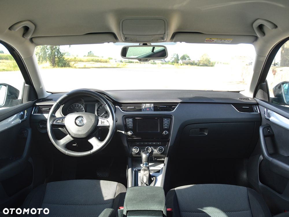 Skoda Octavia 1.6 TDI SCR Ambition DSG - 9