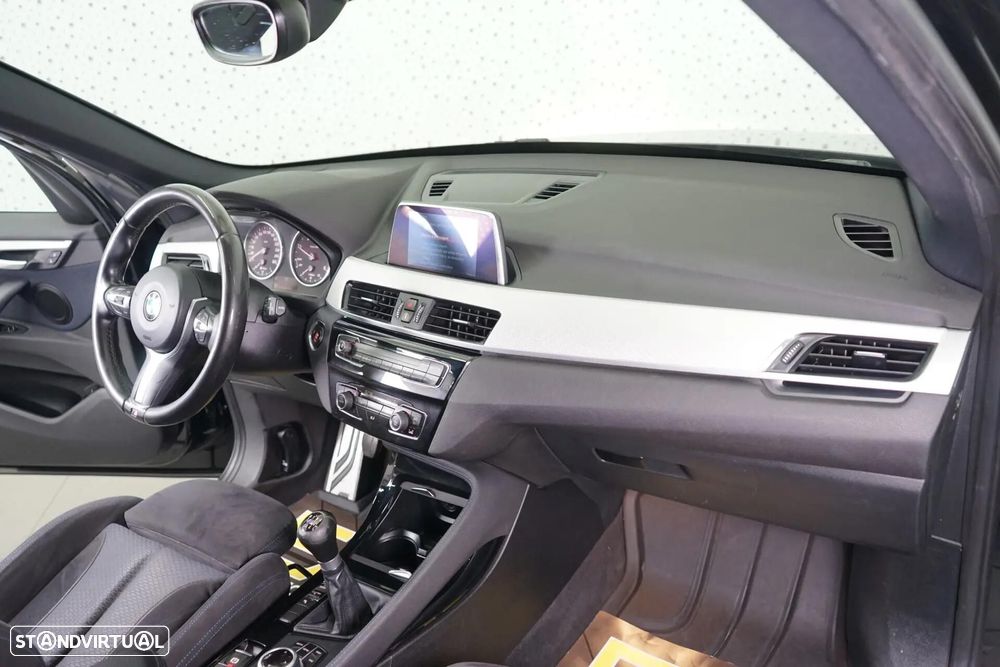 BMW X1 16 d sDrive Line Sport - 17