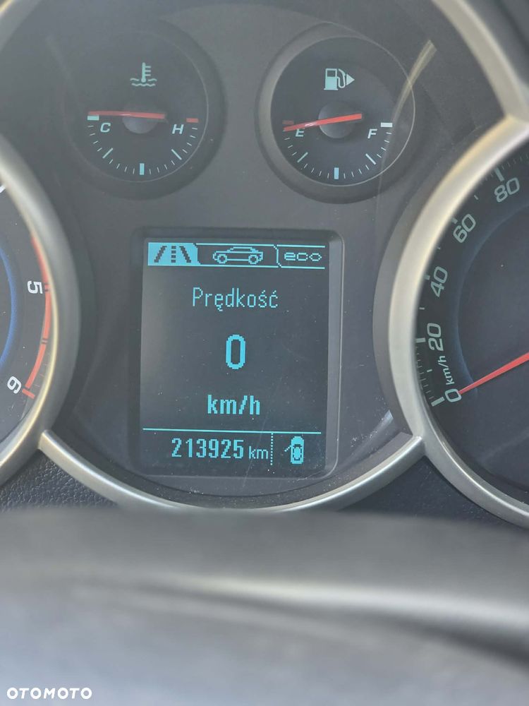 Chevrolet Cruze 1.7TD LT+ - 8