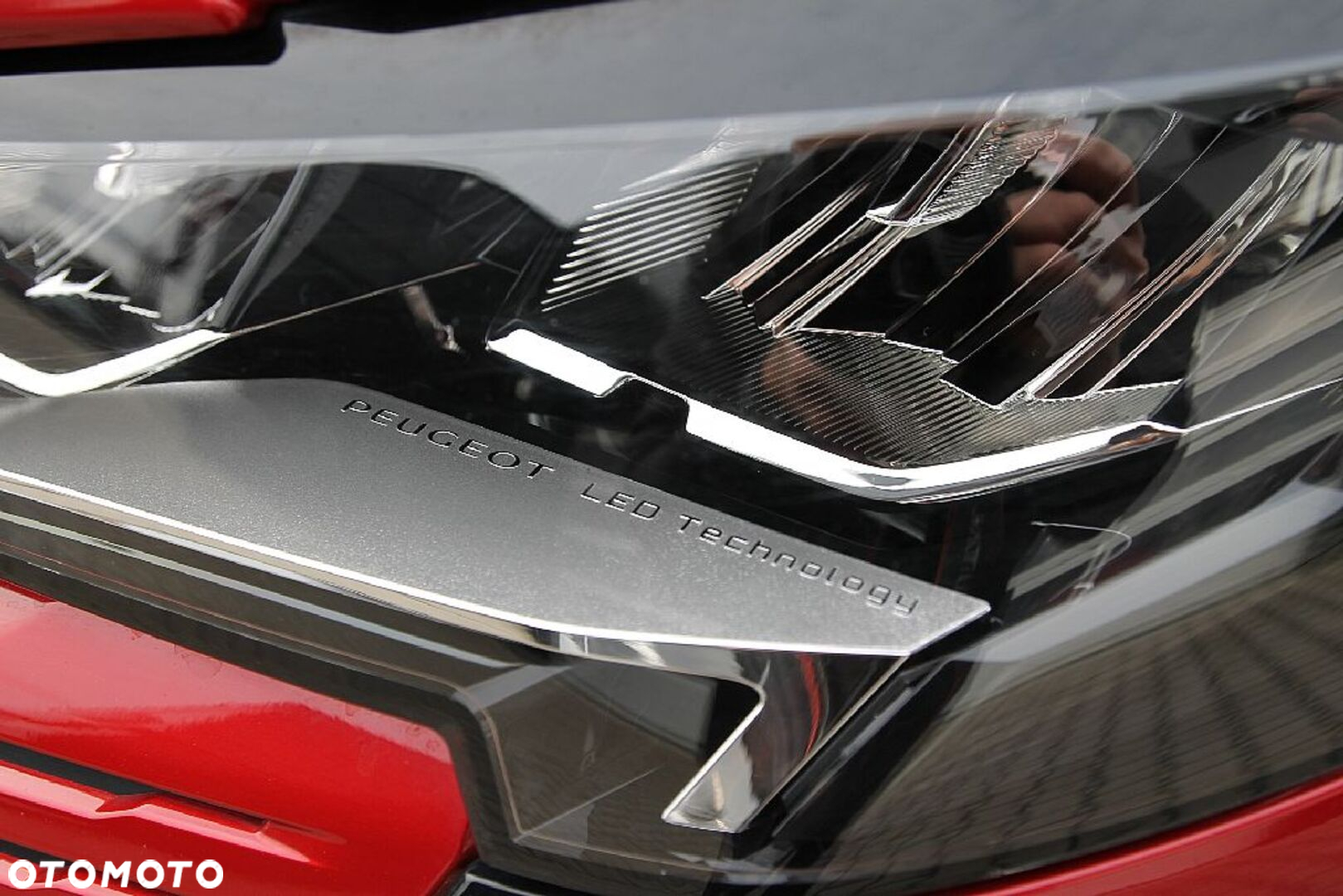 Peugeot 3008 1.2 PureTech Road Trip S&S - 25