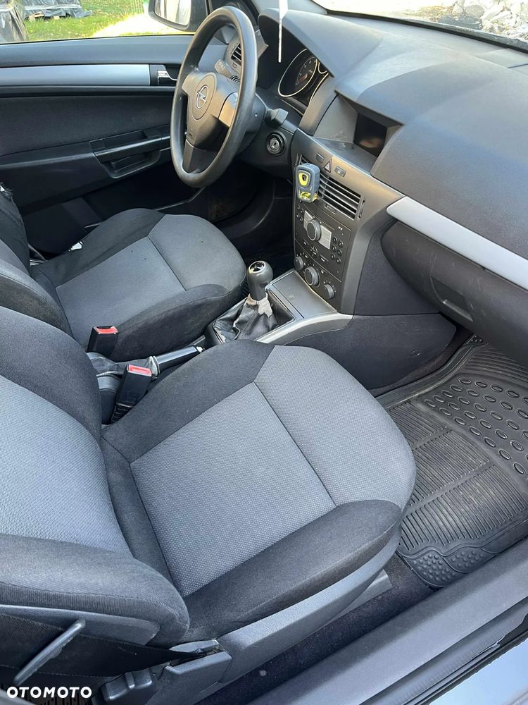 Opel Astra - 10
